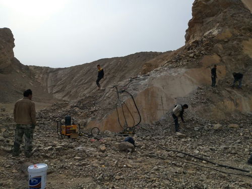 礦山采石機 基礎挖掘拆除背后的高速施工引擎